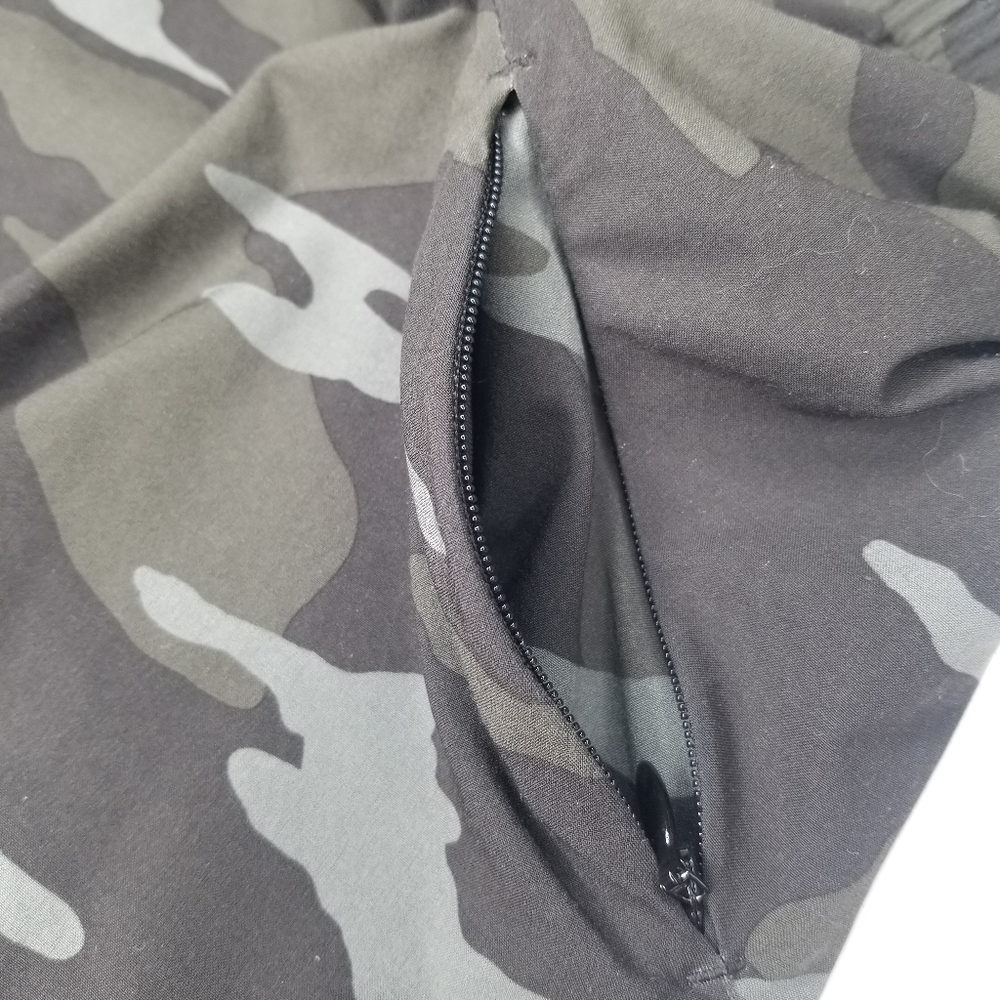 ATHLETA Mesh Racer Run Printed Short - Picture 5 of 14
